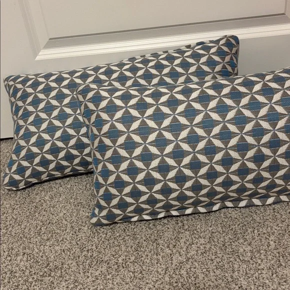 Sunbrella Pair of Geometric Blue and Gray Accent Pillows, Performance Fabric - Picture 1 of 7